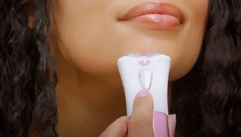 Chin Waxing